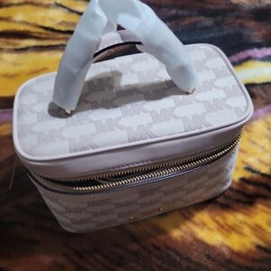 Michael Kors Cream and Gold Women's Bag
